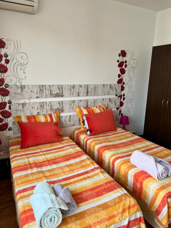 Orange Apartments Pomorie Kültér fotó